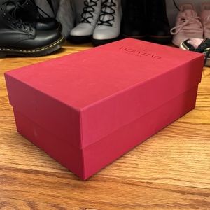 Valentino Garavani Box for Rockstud Sandals